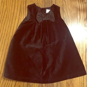 Little Girls Black Velvet Dress